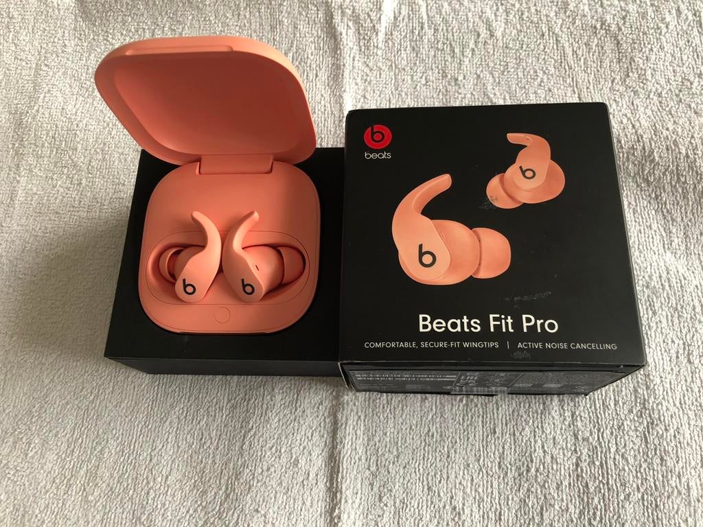 Beats fit pro roos, Ophalen of Verzenden, Zo goed als nieuw