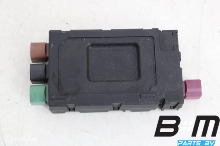 USB hub met spanningsomvormer VW Polo 2G AW 5G0035953D, Gebruikt