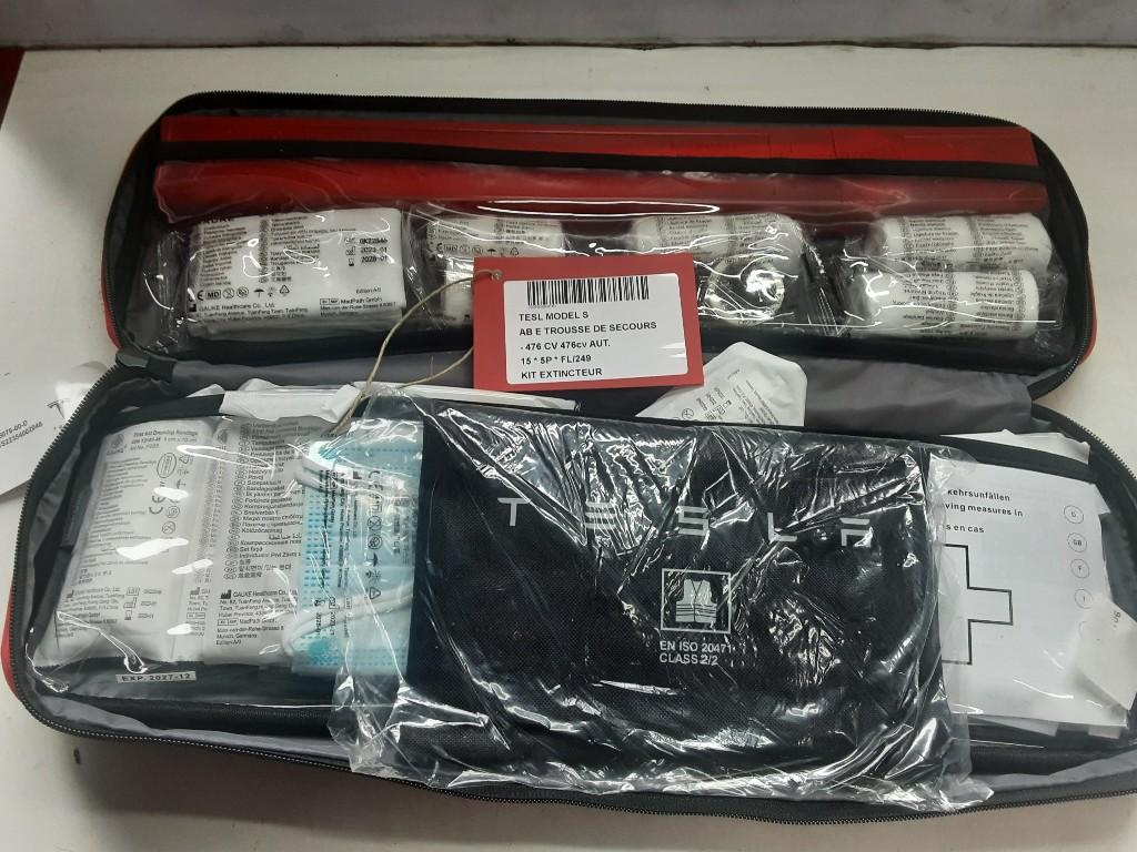 ENSEMBLE D'OUTILS (P1475076-00-D), Autos : Pièces & Accessoires, Autres pièces automobiles, Utilisé