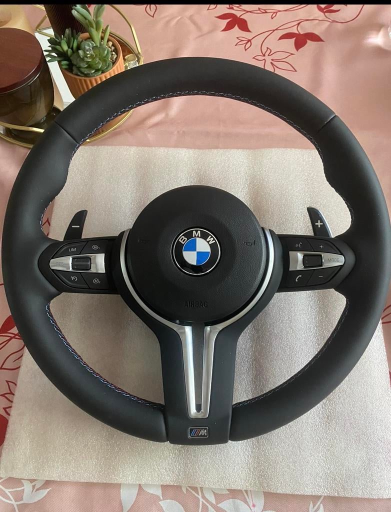 Volant bmw Pack M, Autos : Pièces & Accessoires, Commande, Enlèvement ou Envoi, BMW