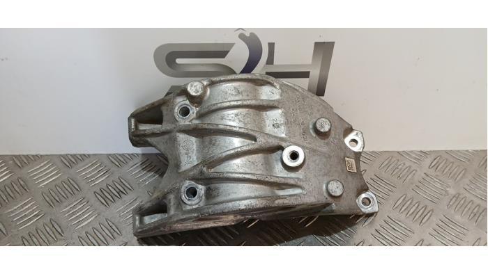 Cardan steun van een Mercedes GLA, Auto-onderdelen, Remmen en Aandrijving, Mercedes-Benz, Gebruikt, 3 maanden garantie, Ophalen of Verzenden