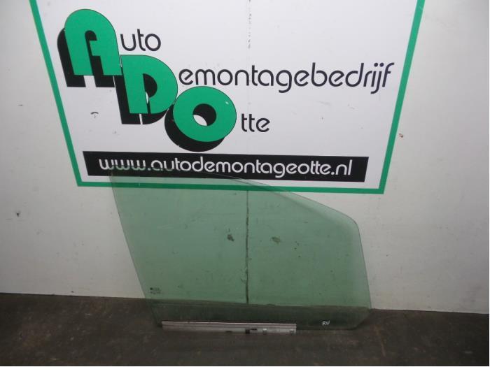 Vitre portière 4portes avant droite d'un Opel Zafira B (Zaf, Autos : Pièces & Accessoires, Vitres & Accessoires, Opel, Utilisé