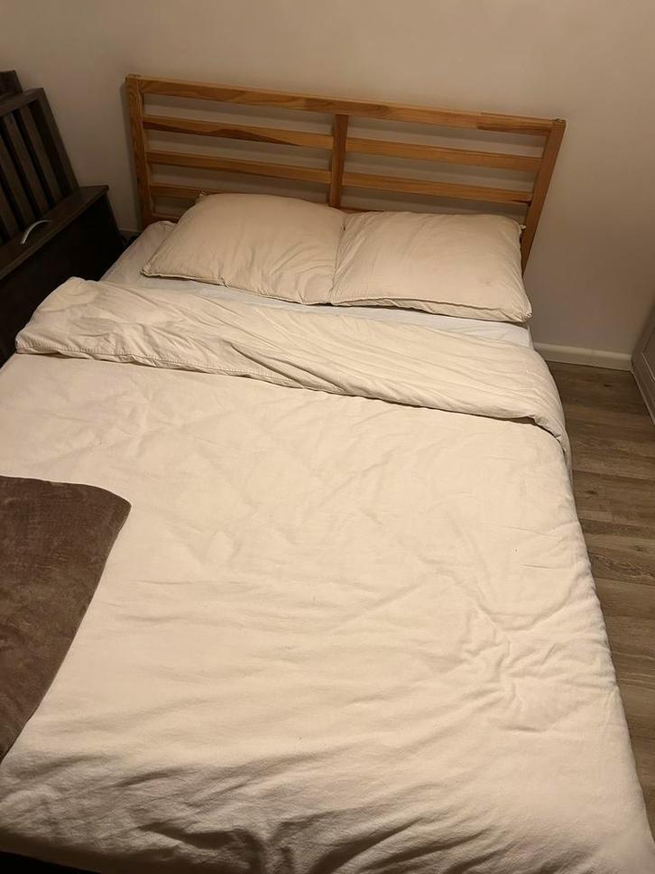 Gloednieuw IKEA tarva bed, Huis en Inrichting, Slaapkamer | Bedden, Nieuw, Twijfelaar, Hout, Ophalen