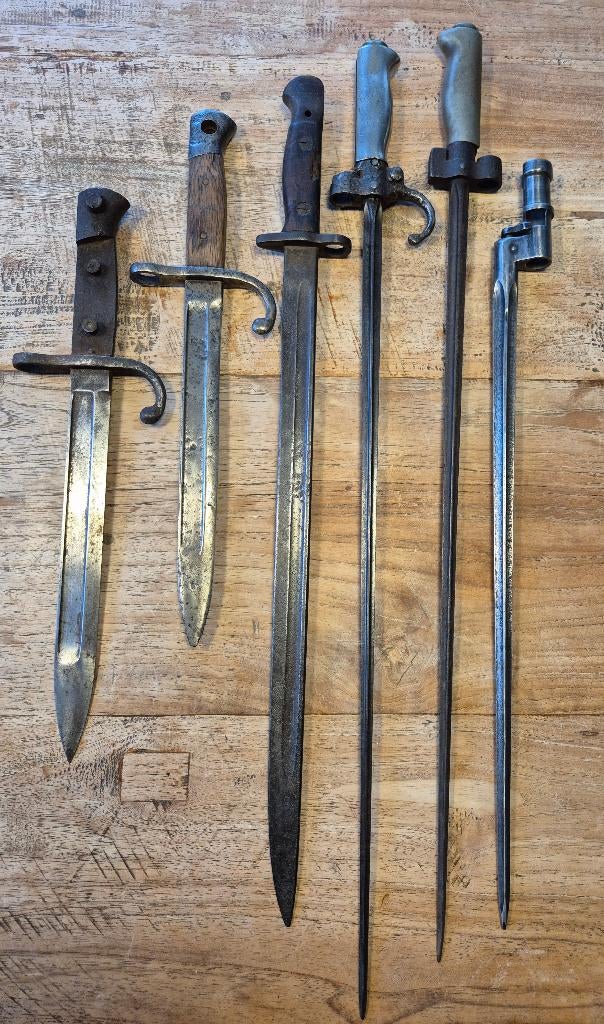 Lot de baïonnettes, Collections, Enlèvement ou Envoi