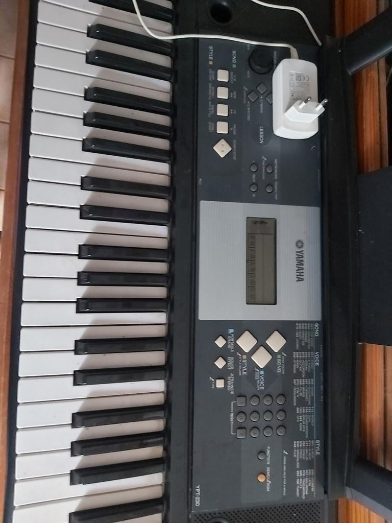Clavier yamaha YPT 230, Musique & Instruments, Enlèvement, Yamaha