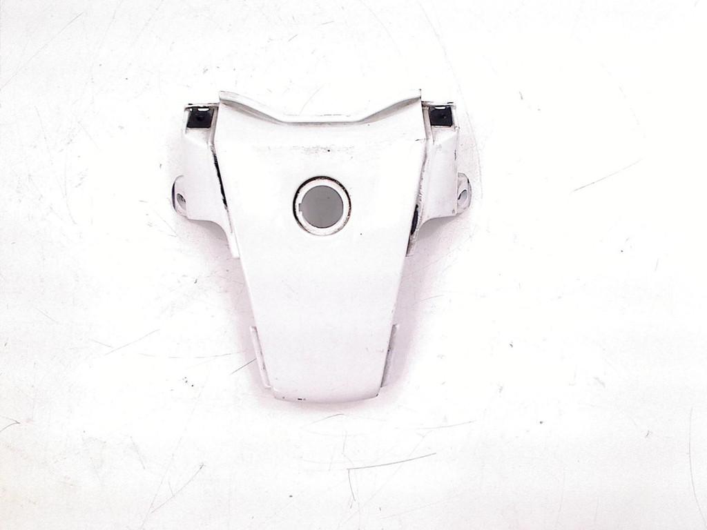 QUEUE DE CARENAGE CENTRE Honda (77210-MAS-E000), Motos, Pièces | Honda, Dhr. S. di Majo, Utilisé, Info@cama-motorparts.nl, P.J. Troelstraweg 8 8
3144 CX  MAASSLUIS, NL