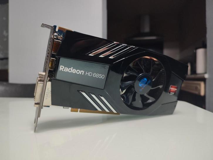 Sapphire Radeon hd6850 1GB grafischekaart, Computers en Software, Videokaarten, PCI, GDDR5, HDMI, DisplayPort, DVI, Ophalen