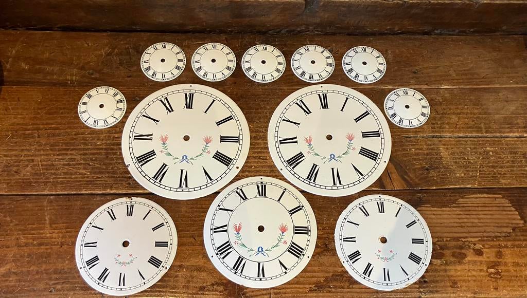 12 cadrans d’horloge plaques émaillées, Ophalen of Verzenden, Zo goed als nieuw