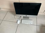 Imac 21,5 inch met apple toetsenbord, Computers en Software, Ophalen, Zo goed als nieuw