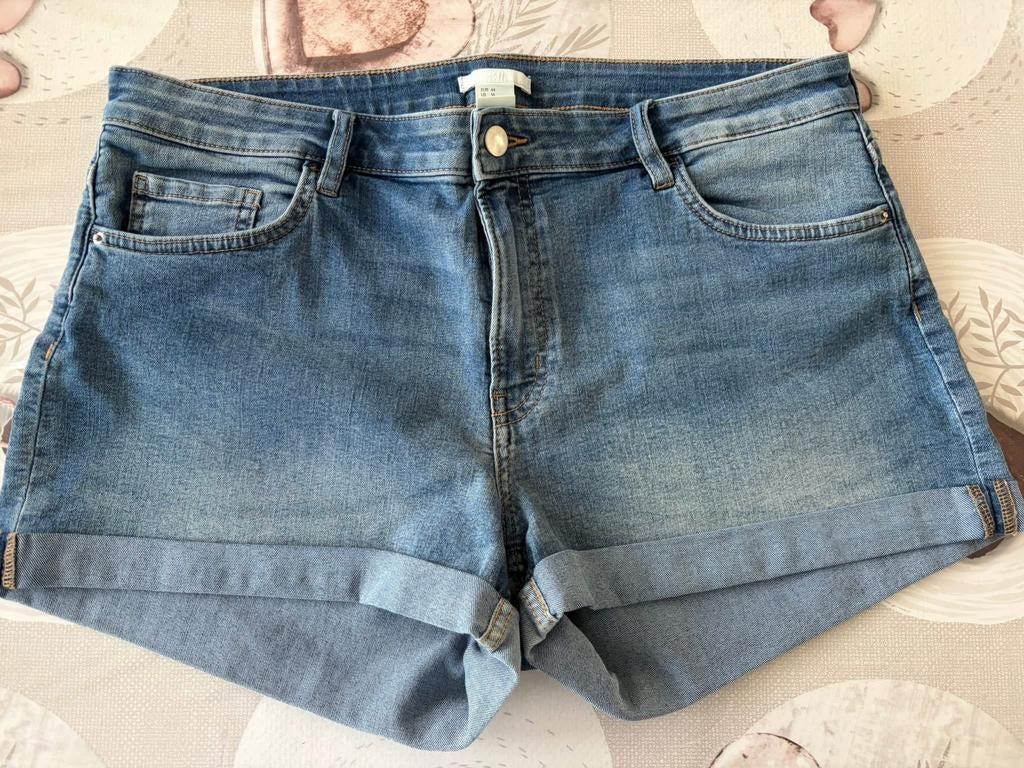 Short en jean H&M – Taille 44, Enlèvement ou Envoi, Comme neuf