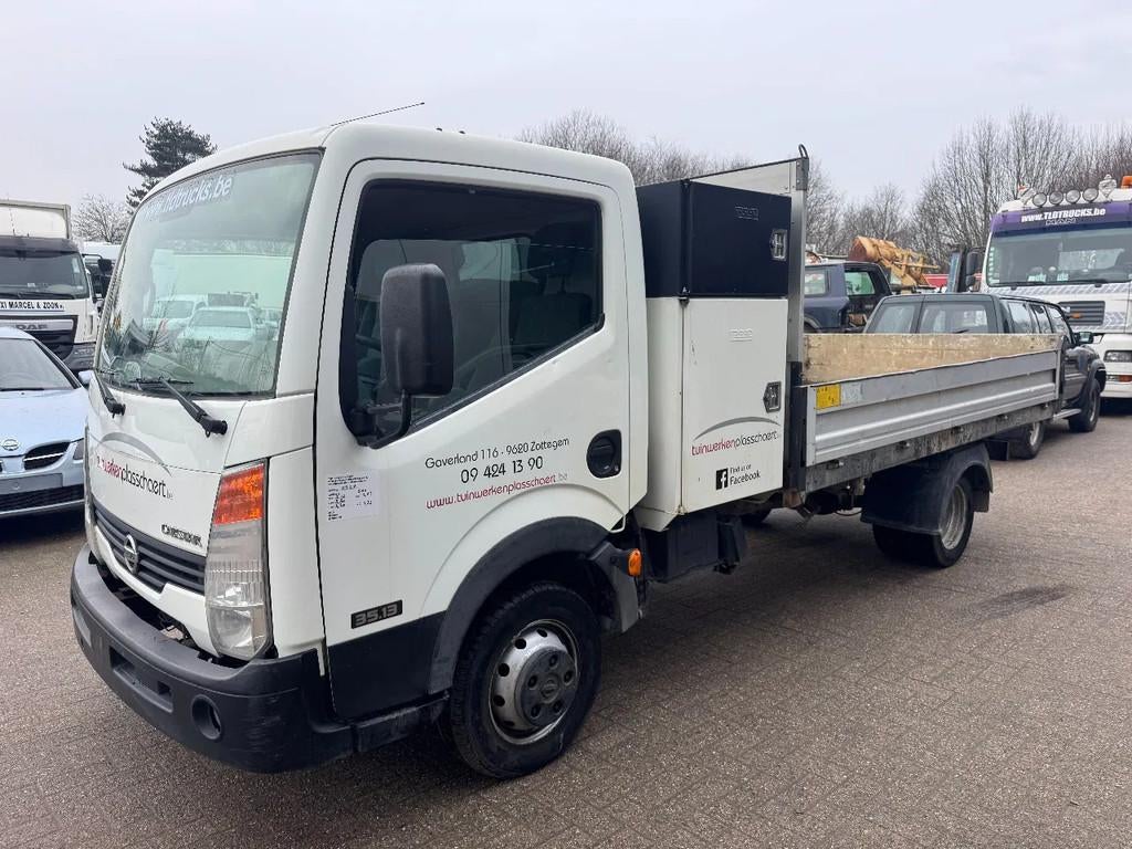 Nissan Cabstar *35.13-EURO4-LOW MILEAGE* (bj 2011), Autos, Achat, Entreprise, Boîte manuelle, 2260 kg