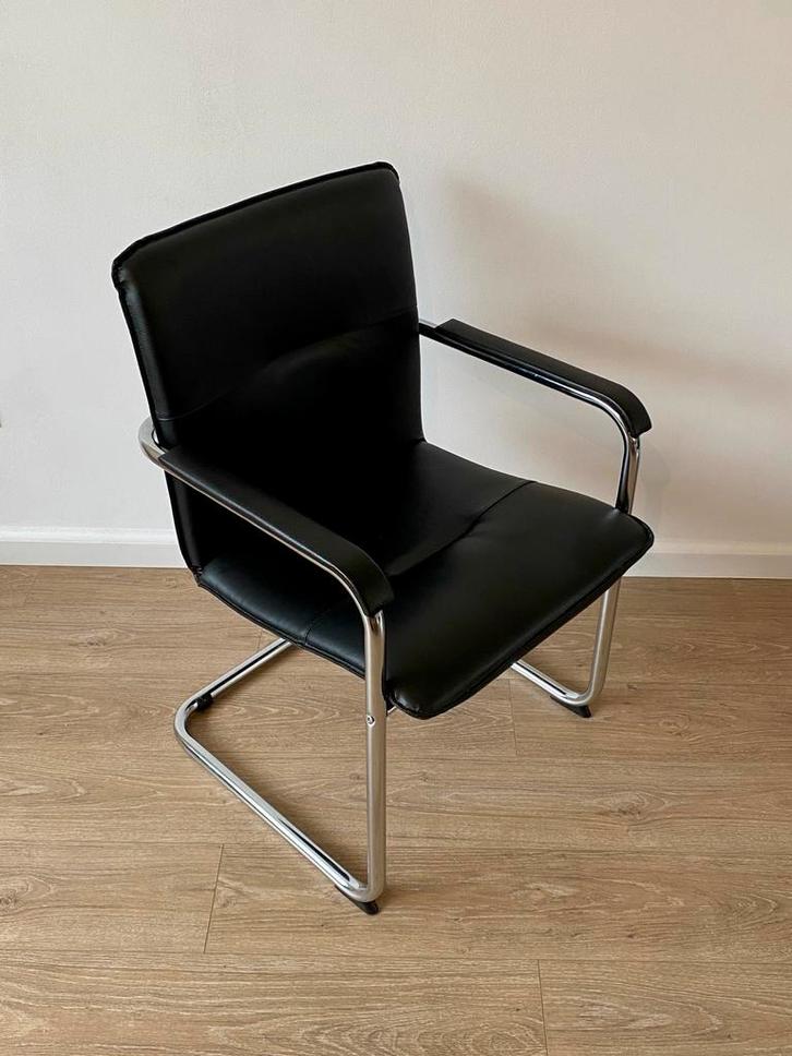 5x Chaise Rumba - Style moderne, Maison & Meubles, Chaises, Comme neuf, Cinq, Six Chaises ou plus, Cuir, Noir, Enlèvement