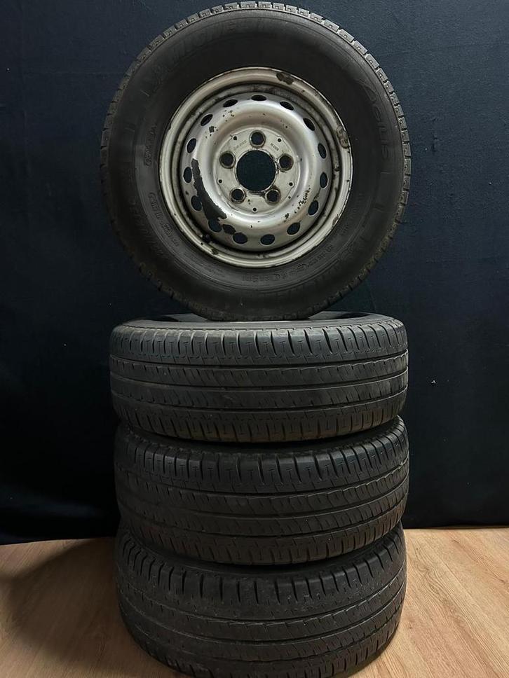 Stalen Wielenset Mercedes Sprinter / Renault Master + Michel, Autos : Pièces & Accessoires, Pneus & Jantes, Pneus et Jantes, Pneus été