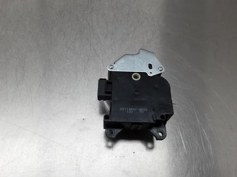 ACTIONNEUR MOTEUR VOLET CHAUFFAGE Swift (ZA / ZC / ZD), Utilisé, Suzuki