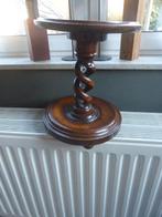 pied de stalle (sokkel of piédestal), Enlèvement