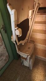 Monte-escalier STANNAH – État Neuf, Divers, Monte-escaliers, Comme neuf, Escalier tournant