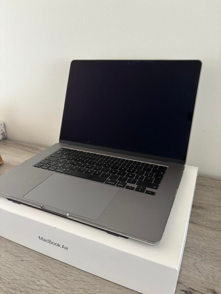 Macbook Air M3 15 inch 2024, Computers en Software, Apple Macbooks, Zo goed als nieuw, MacBook, 15 inch, Ophalen