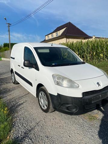 Peugeot partner 2012 beschikbaar voor biedingen