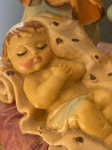 Retro muziekdoos "little angels" met FONTANINI beeldjes beschikbaar voor biedingen