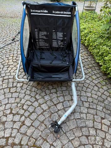 Fietskar voor 2 kinderen – stevige kinderaanhanger beschikbaar voor biedingen
