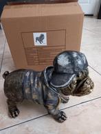 Engelse buldog staand met pet en jas, Ophalen, Nieuw