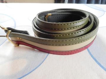 Ceinture simili cuir vintage tricolore vert/beige/bordeaux disponible aux enchères