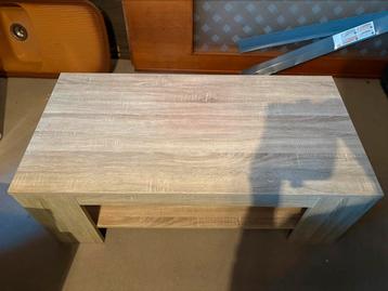 Salontafel beschikbaar voor biedingen