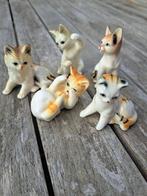 5 katten beeldjes in keramiek/porselein (?), Ophalen of Verzenden, Zo goed als nieuw, Dier
