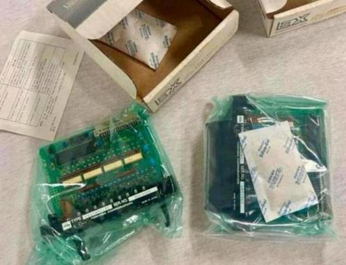TOSHIBA EX10-MD131 PLC Moduul module + EX10-MR061 240 vac, Hobby en Vrije tijd, Elektronica-componenten, Nieuw, Ophalen of Verzenden