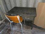vintage Bureau met bureaustoel, Huis en Inrichting, Bureaus, Ophalen, Gebruikt, Bureau