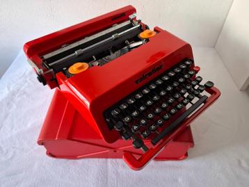 Mooie Olivetti-Valentine ( werkend ) beschikbaar voor biedingen