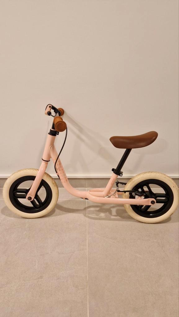 Loopfiets BTWIN Runride 500 10 INCH, Kinderen en Baby's, Speelgoed | Buiten | Voertuigen en Loopfietsen, Loopfiets, Ophalen