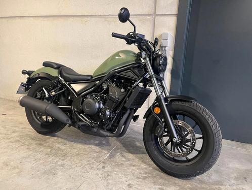 Honda CMX500 Rebel amper mee gereden en in showroomstaat, Motoren, Motoren | Honda, Bedrijf, Chopper, 12 t/m 35 kW