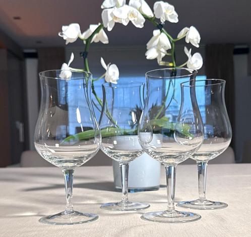 Set van 4 Bourgogneglazen / Bourgogne glas / rode wijnglazen, Verzamelen, Wijnen, Zo goed als nieuw, Rode wijn, Ophalen of Verzenden