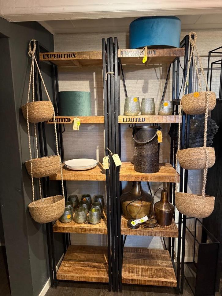 Industriële kast hout & metaal – per stuk €175 of samen €350, Antiek en Kunst, Antiek | Meubels | Kasten, Ophalen