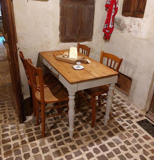 oude smalle keukentafel / cafetafel met lade  kleine tafel, Antiek en Kunst, Curiosa en Brocante, Ophalen