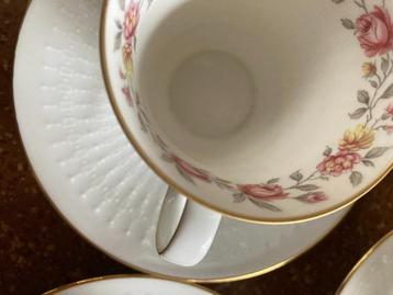 Porceleinen servies Tirschenreuther  beschikbaar voor biedingen