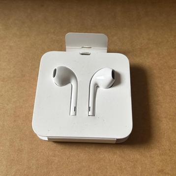 Apple EarPods Lightning beschikbaar voor biedingen