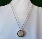 Avon: zeer mooie hanger, echt parelmoer aan ketting, Handtassen en Accessoires, Kettingen, Ophalen of Verzenden, Nieuw, Zilver