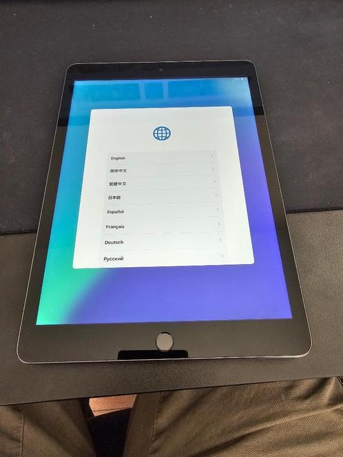 Apple iPad (9e generatie) 64GB Space Gray, Computers en Software, Apple iPads, Zo goed als nieuw, Apple iPad, Wi-Fi, 10 inch, 64 GB