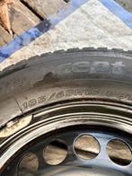 Pneus hivers sur jantes en tôle, Enlèvement, Utilisé