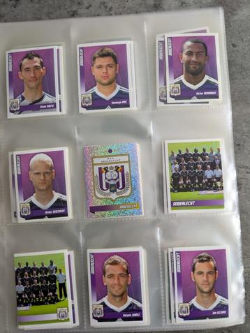 PANINI FOOTBALL 2011 SET 584 st.  incl LEEG album beschikbaar voor biedingen
