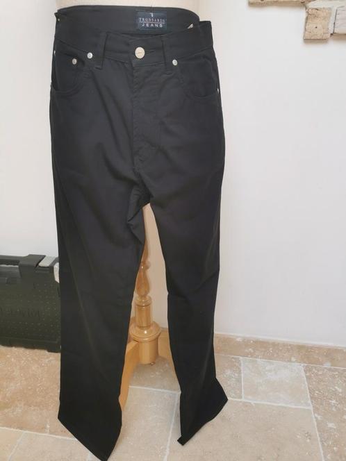 Heel mooie zwarte heren broek van Trussardi Jeans, Kleding | Heren, Broeken en Pantalons, Zo goed als nieuw, Zwart, Ophalen of Verzenden