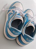 Nike schoenen maat 39 uniseks, Sport en Fitness, Volleybal, Ophalen, Zo goed als nieuw, Schoenen