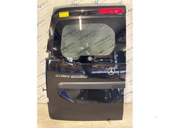 Portière arrière camionnette d'un Mercedes Citan (398), Autos : Pièces & Accessoires, Carrosserie & Tôlerie, Porte, Mercedes-Benz