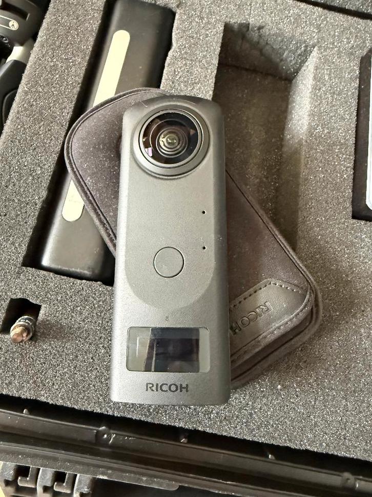 Ricoh Theta Z1 360 Camera + Complete Pro Set – Nieuwstaat, Audio, Tv en Foto, Actiecamera's, Zo goed als nieuw, Overige merken