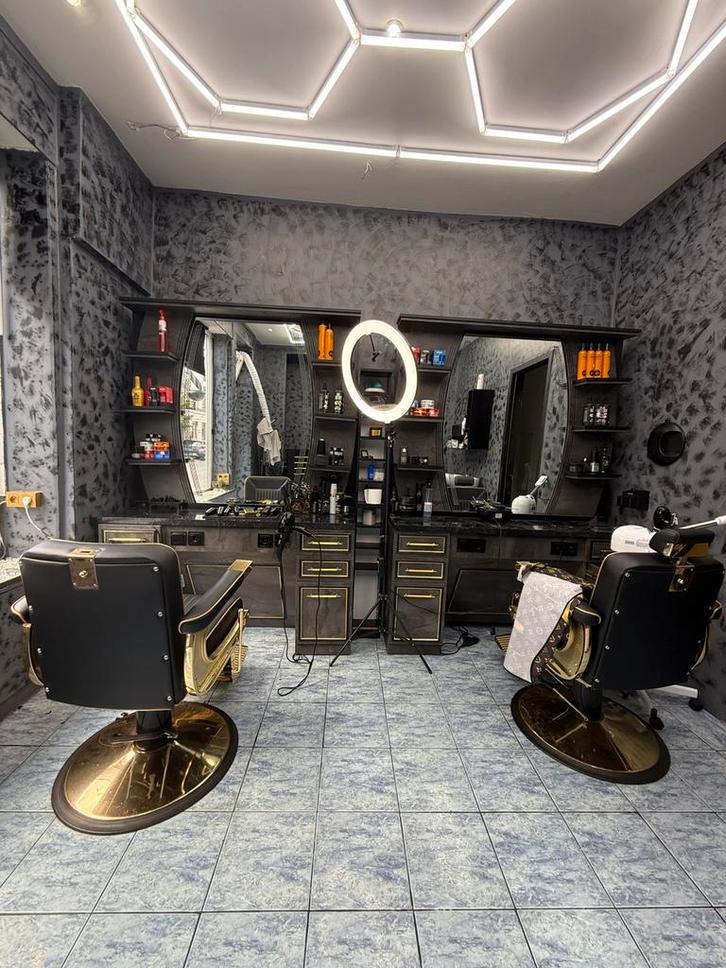 Kapperszaak overnemen (salon), Diensten en Vakmensen, Haarkappers, Bruidskapsels, Dreadlocks of Vlechten, Hairextensions, Knippen