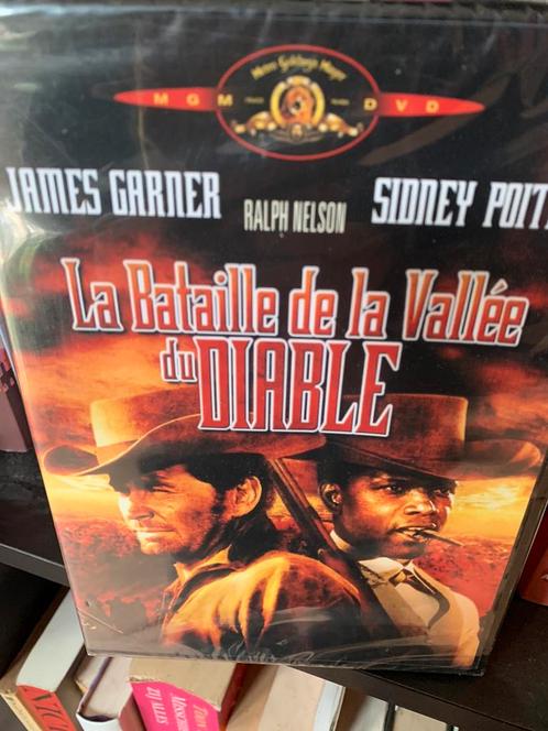 La Bataille de la vallée du diable (Duel at Diablo), CD & DVD, DVD | Classiques, Neuf, dans son emballage, Enlèvement ou Envoi