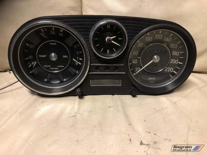 Mercedes W114 tellerbak km teller tacho 200 serie oldtimer, Auto-onderdelen, Dashboard en Schakelaars, Mercedes-Benz, Gebruikt
