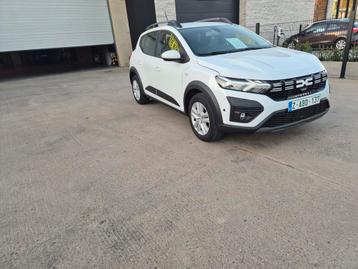 DACIA SANDERO STEPWAY TCE 90..IN SCHOWROOMSTAAT.. NET BINNEN beschikbaar voor biedingen